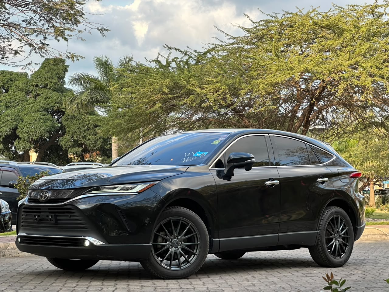 Toyota Harrier New Model  Z thumbnail 2